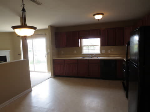 Zionsville – photo 5