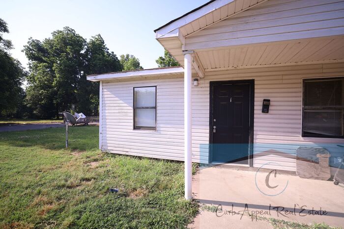 545 Monroe Avenue – photo 3