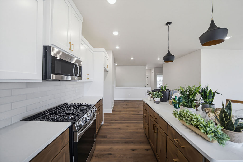 435 E River Ln – photo 1