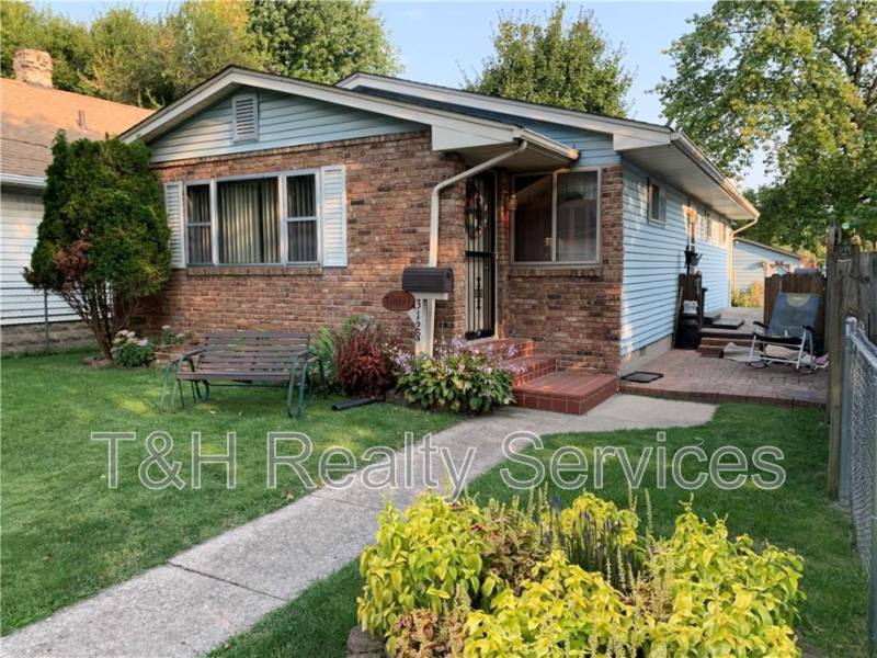 3128 Newton Avenue – photo 1