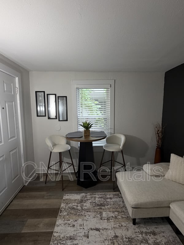 539 Paines Ave – photo 3