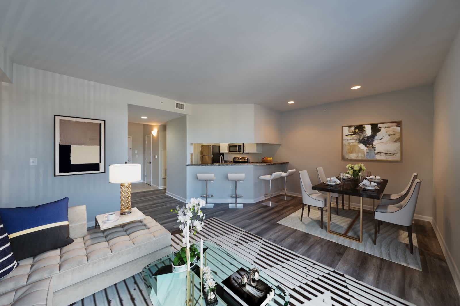 Residences at DeSales Plaza – photo 5