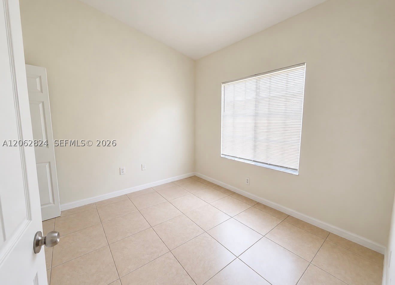 3864 Sw 48Th Ave – photo 5