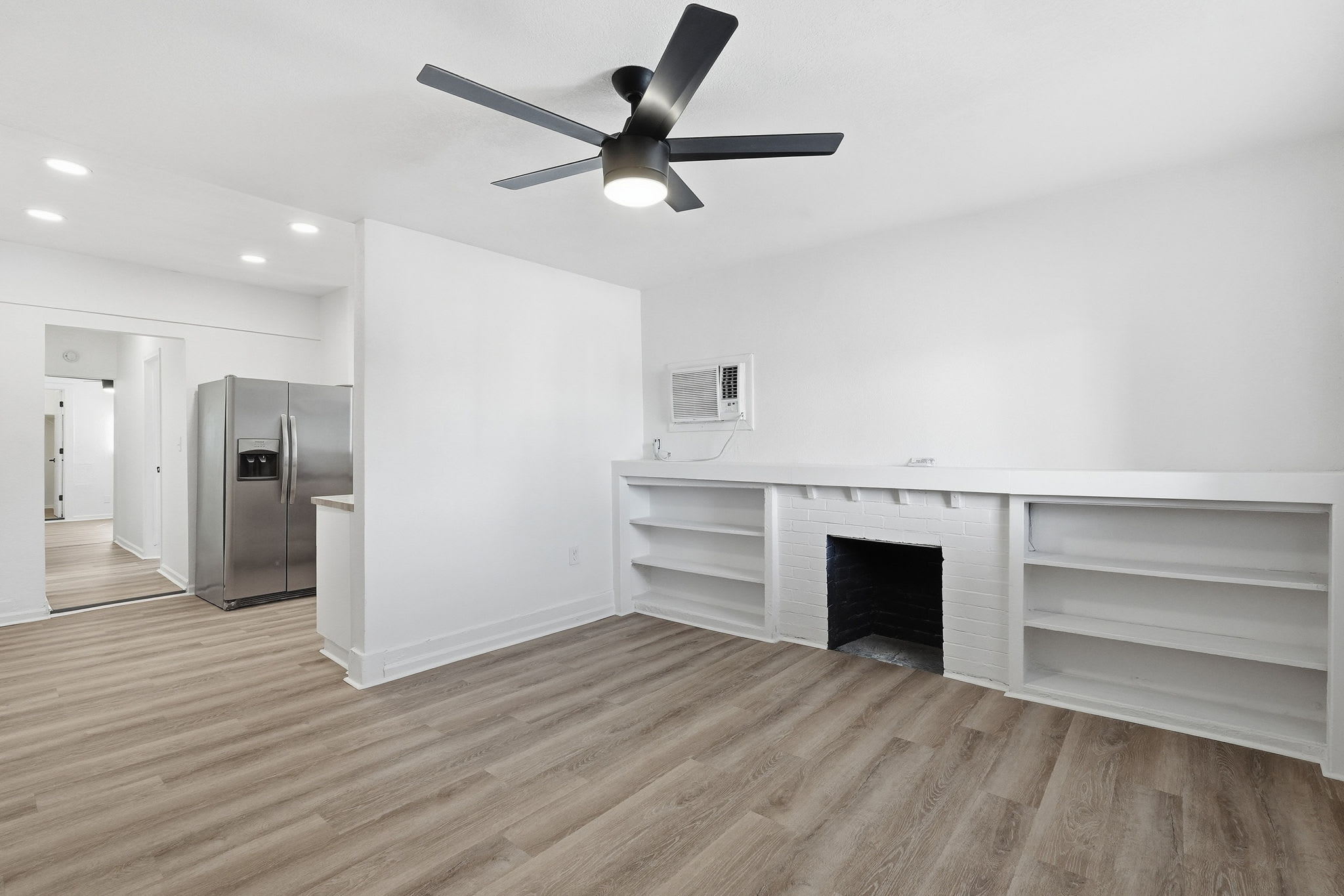 325 North 15th Street – photo 2
