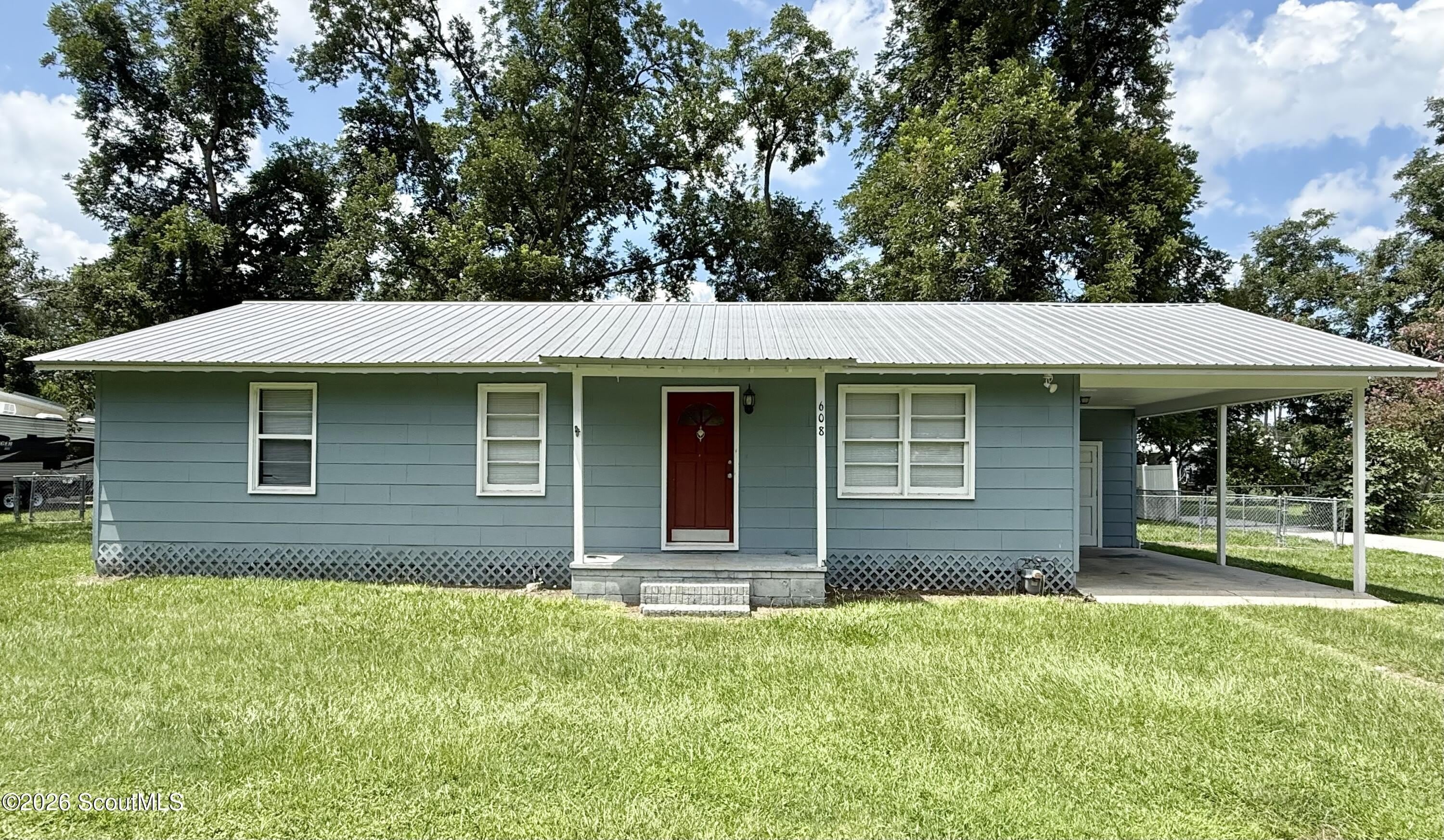 608 Linwood Drive – photo 1
