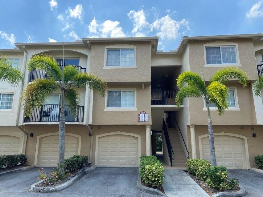 1100 Crestwood Ct S – photo 1