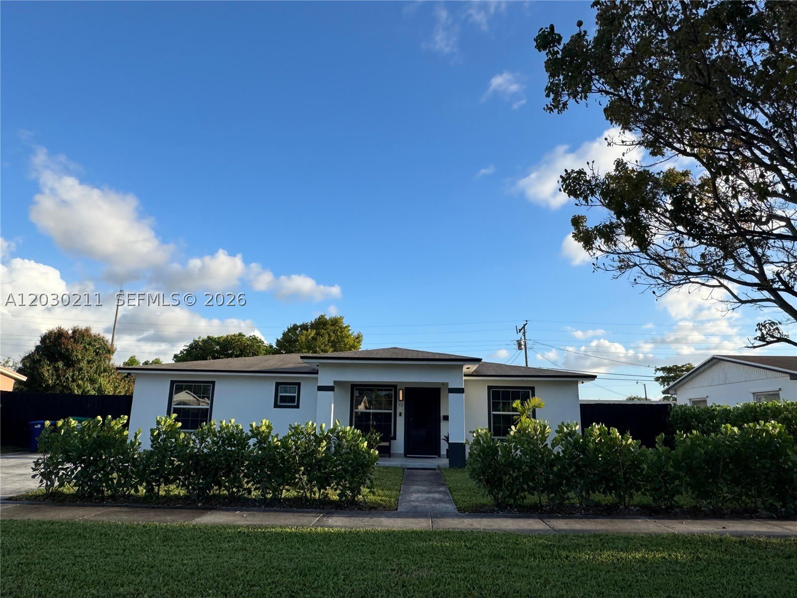 50 NE 209th Ter – photo 1