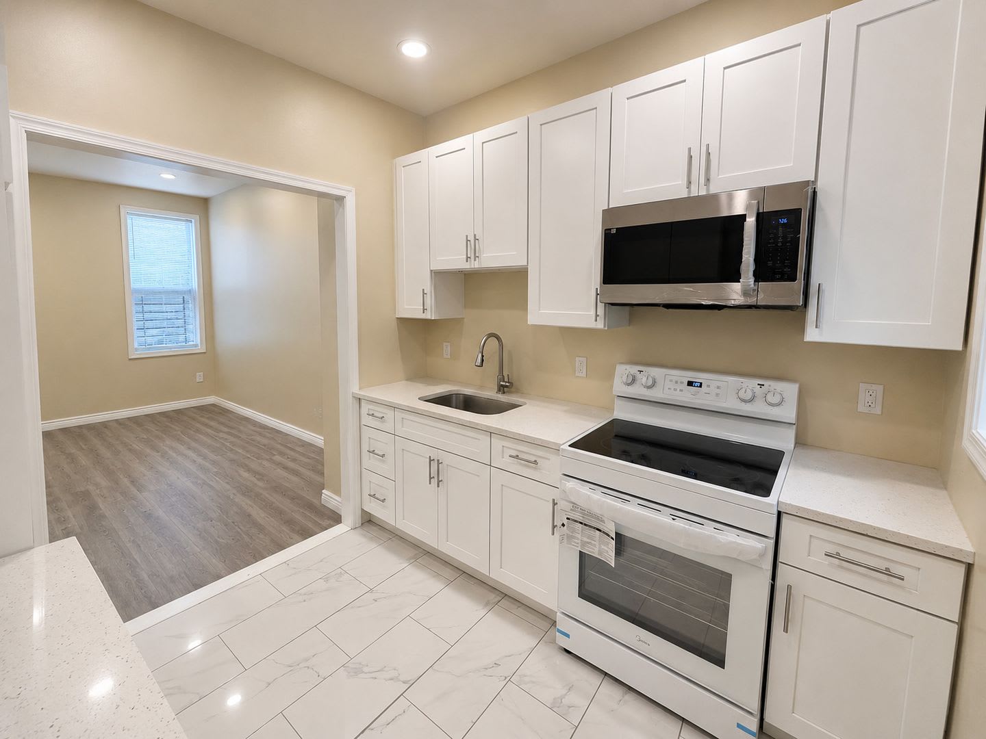 Updated 1-Bedroom Rental with Brand-New Kitchen & Central Air – photo 3