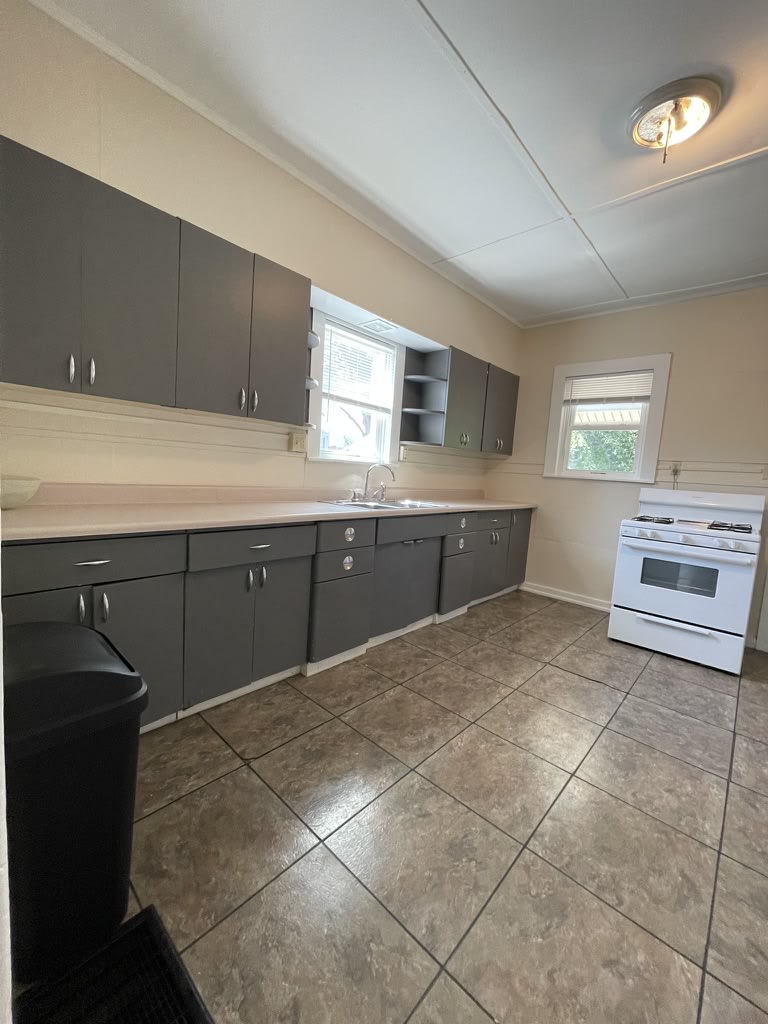 511 8th Avenue – photo 4