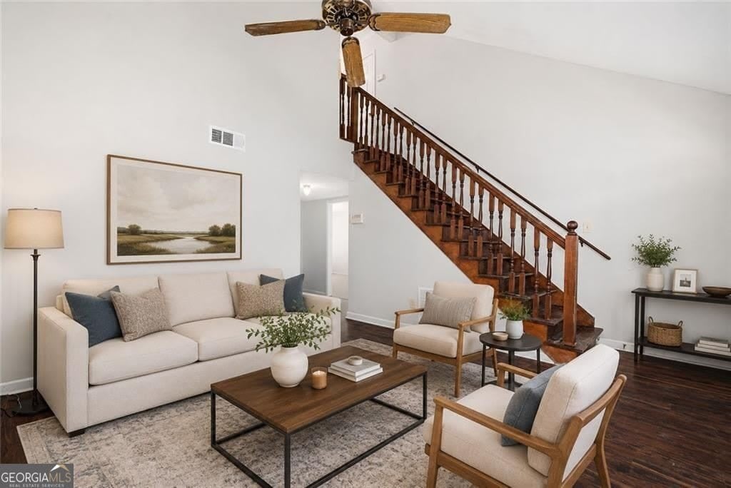 1055 Autumn Crest Court – photo 3