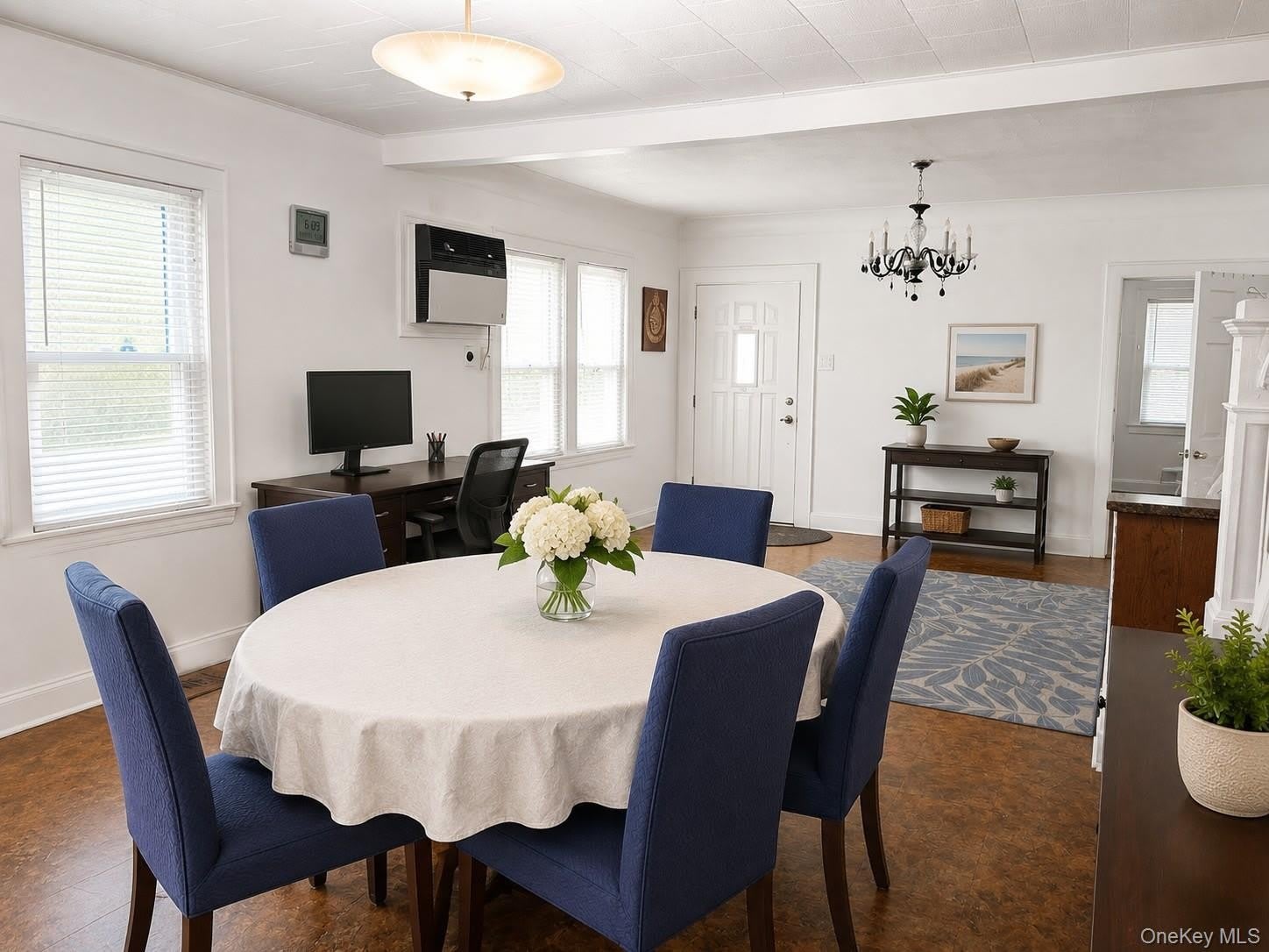 2841 Tilrose Avenue – photo 3