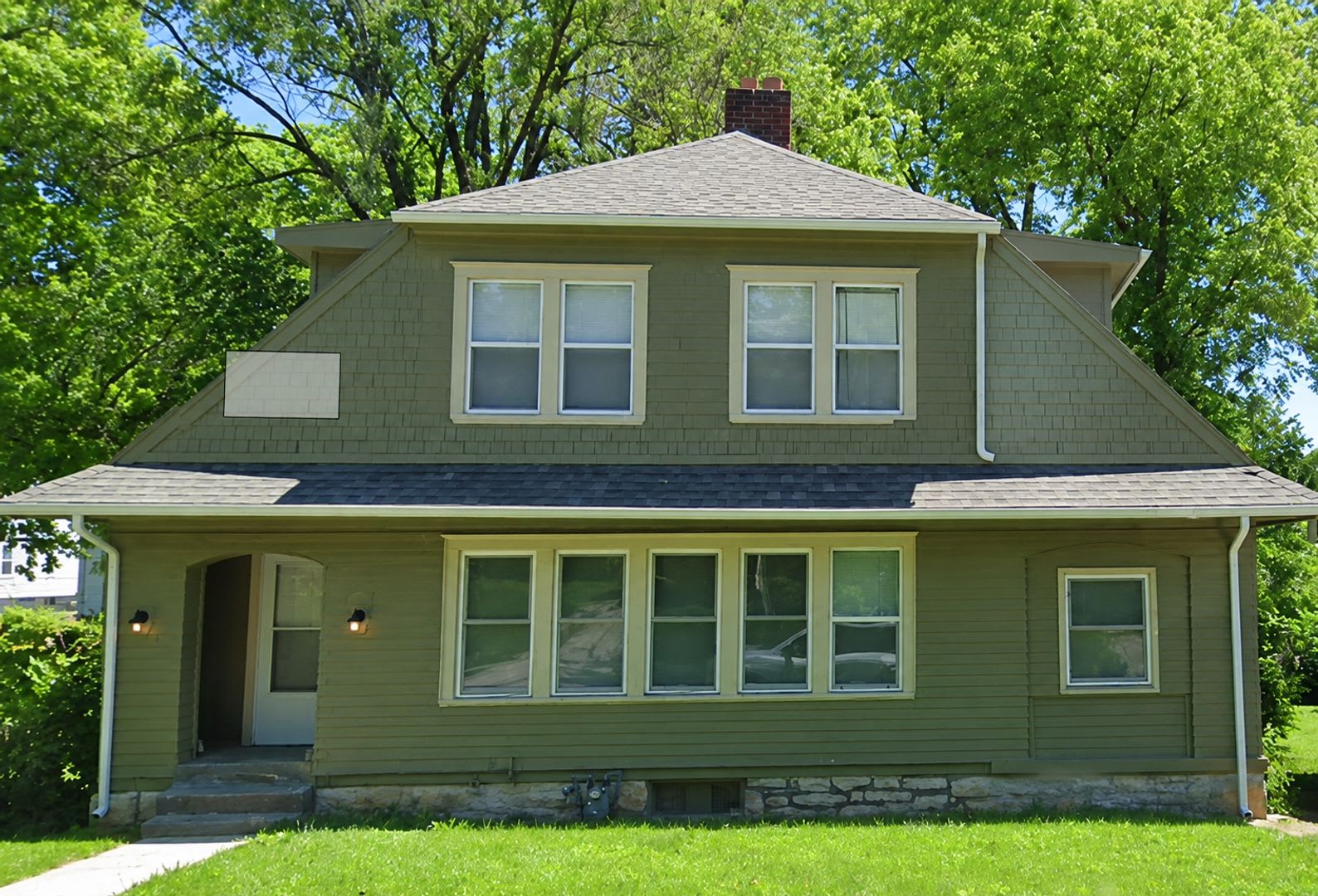 Rent Special Free 65 Tv At Move In Spacious 3 Bed 2 Bath Home In Prime Kansas City Location Near Plaza Brookside – photo 1