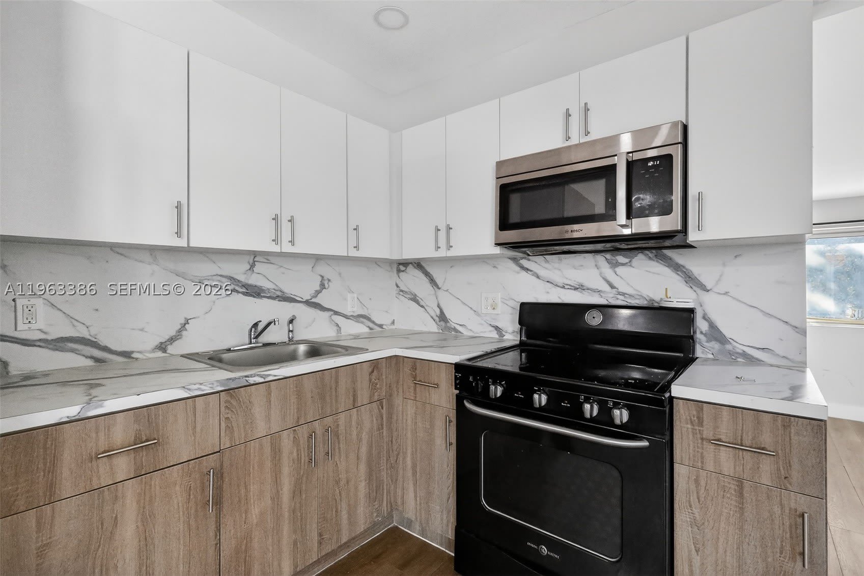 1880 Nw 69Th St – photo 4