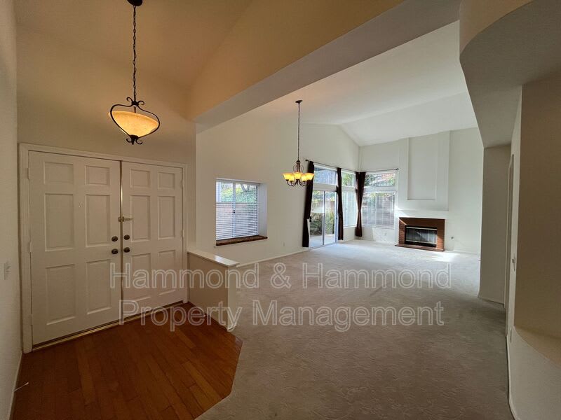 634 Twin Peaks Ave – photo 5