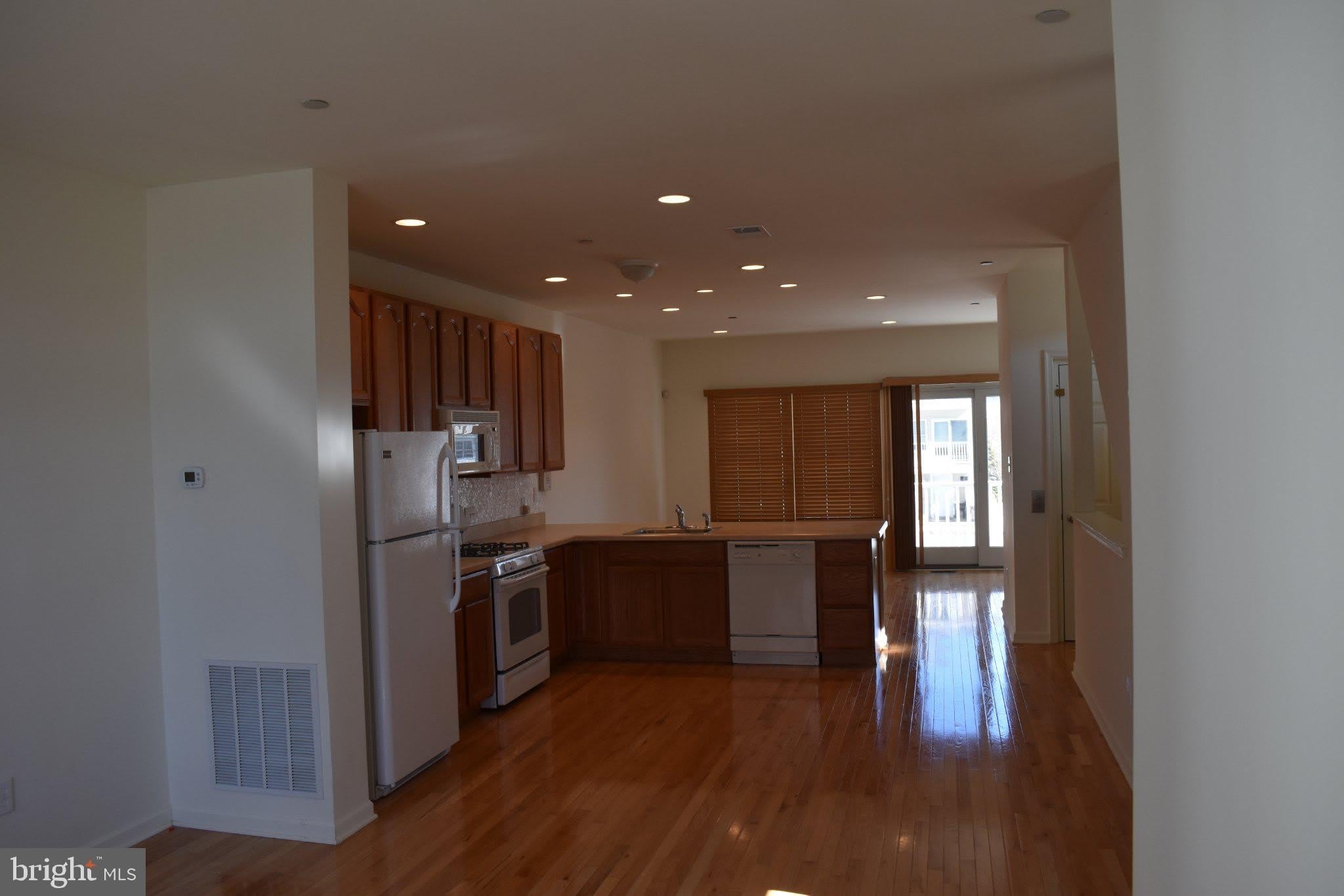 72 CHELSEA Court – photo 4