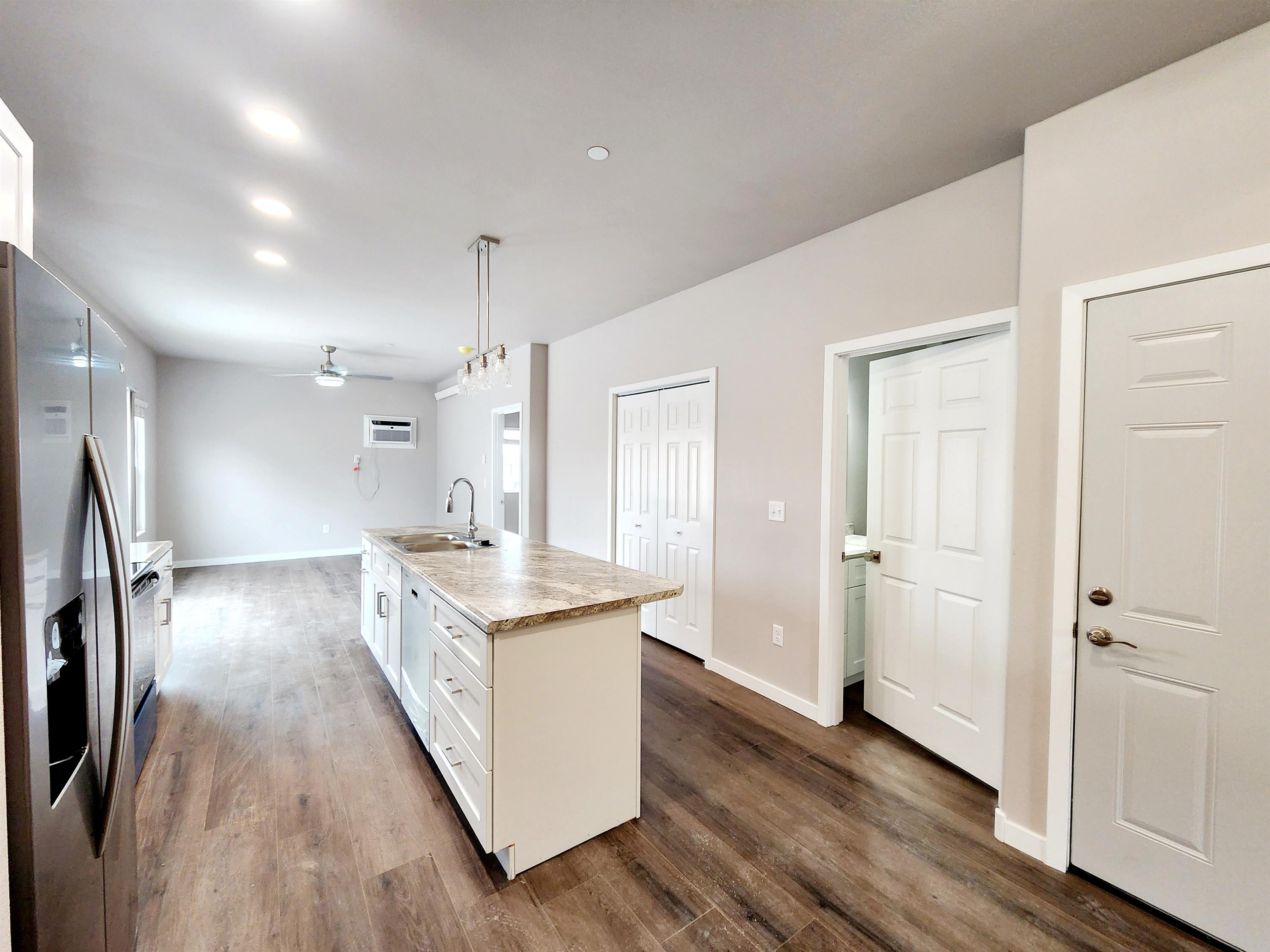 2634 Hennessy Dr – photo 2