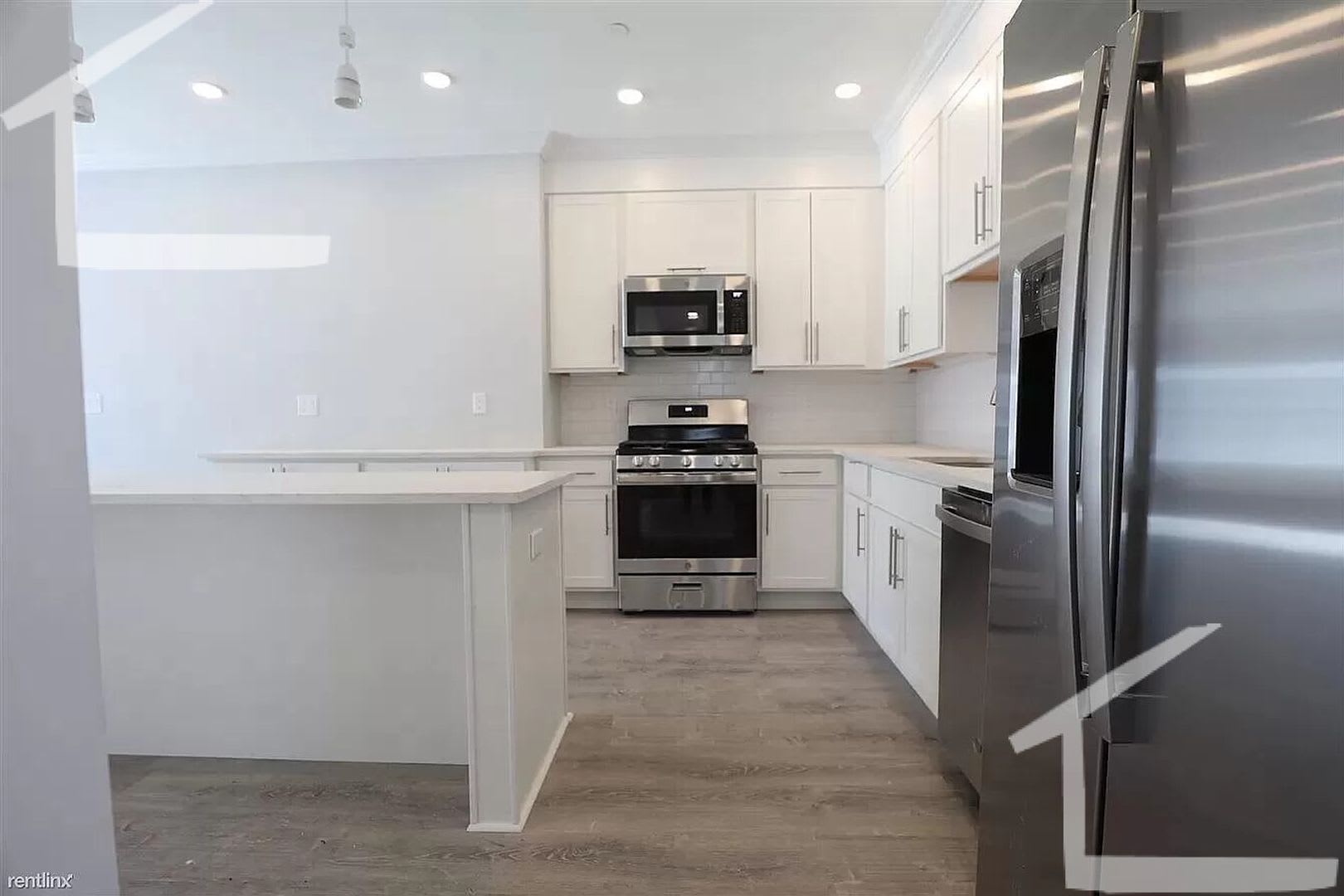 134 Kenrick St #2B Boston MA 02135 – photo 3