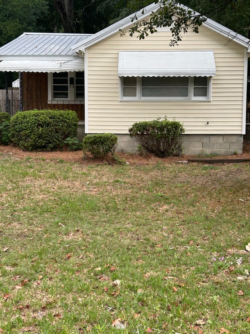 Home For Rent – photo 1