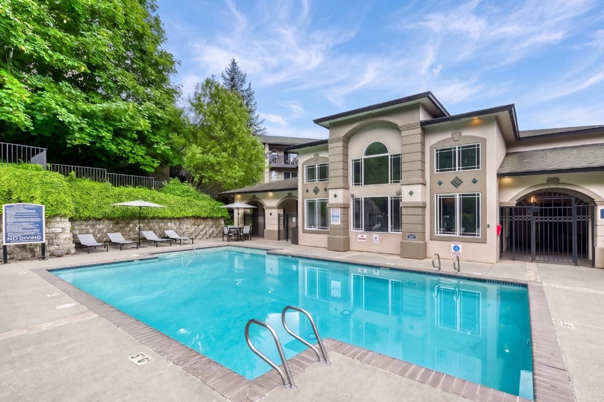 Scott Mountain Apartments – photo 2