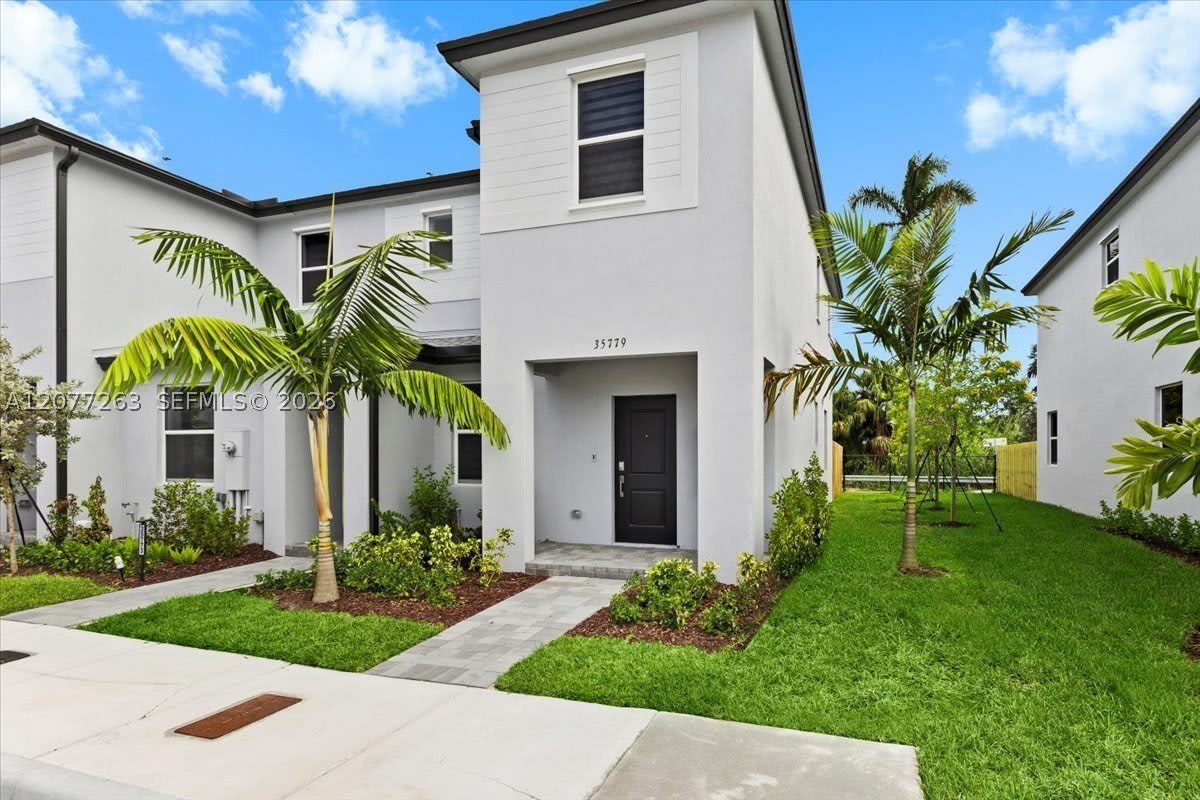 35779 SW 178th Ct – photo 1