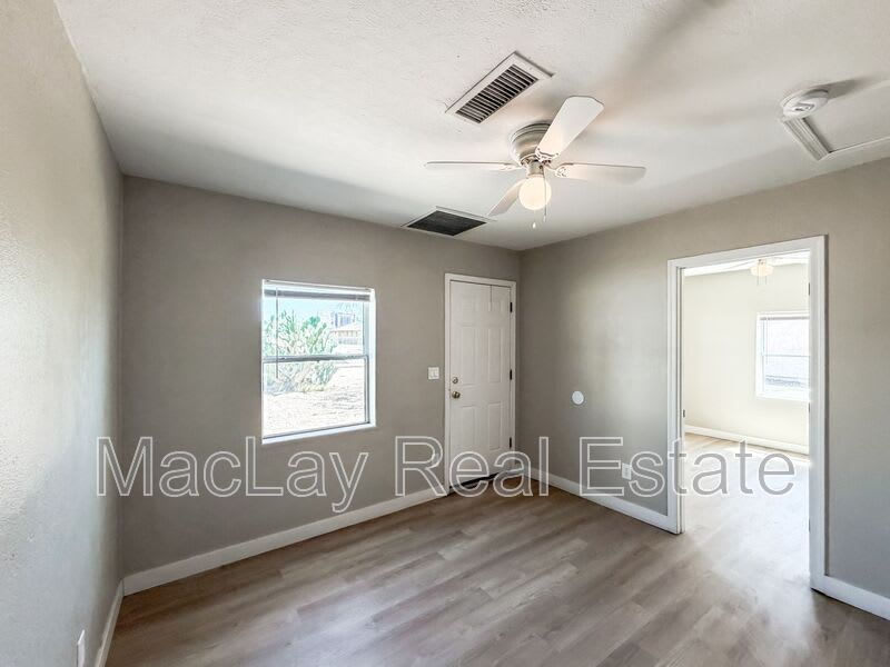 513 W Pima St – photo 3