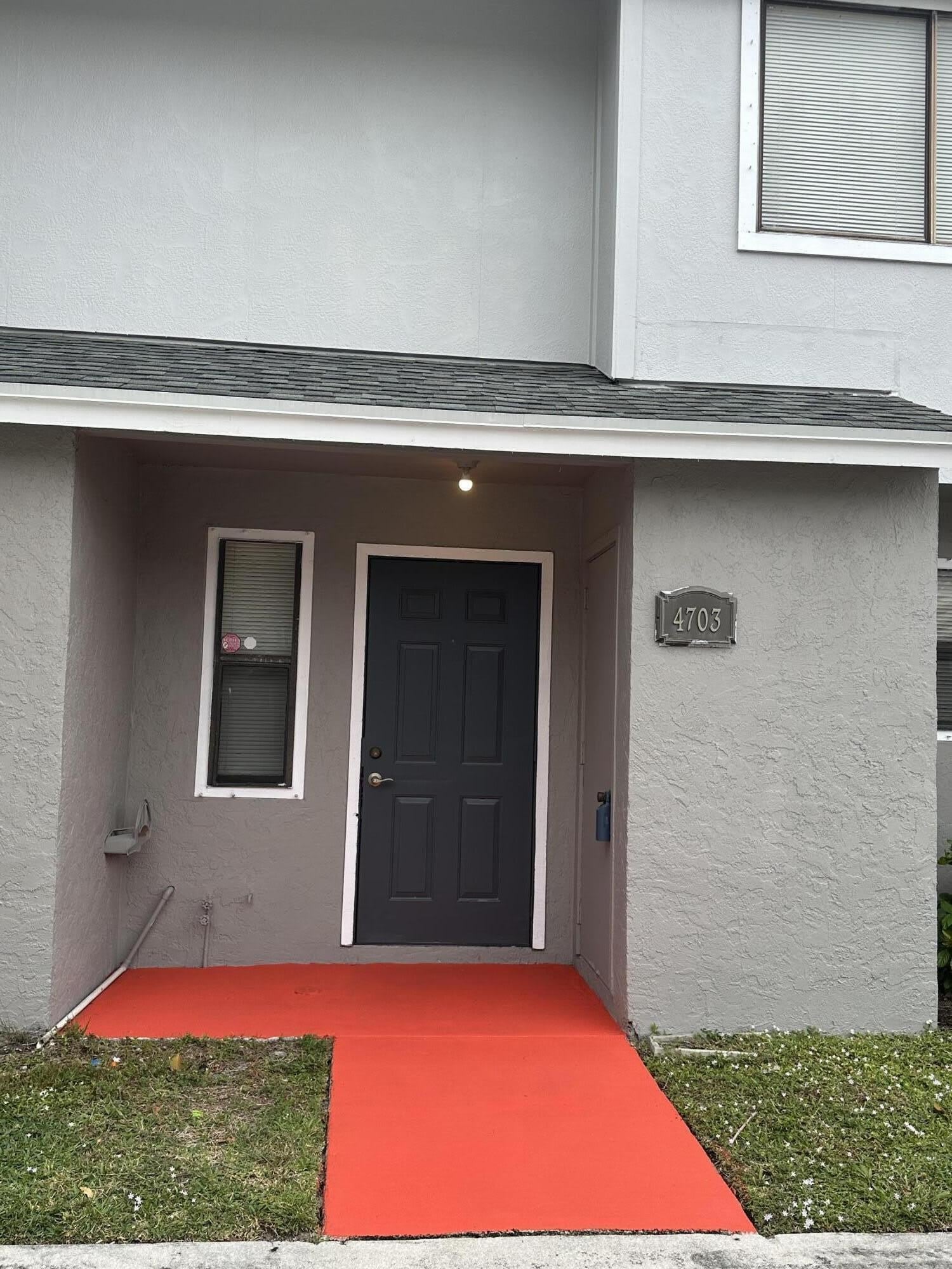 4703 Pier Drive S – photo 1