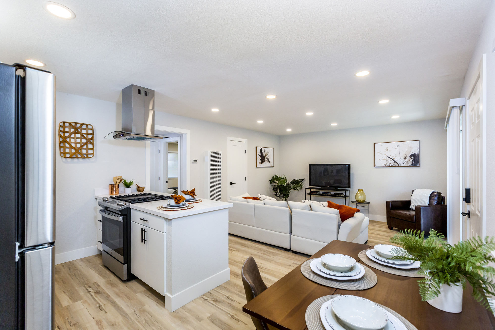 Meadowbrook Apartments – photo 3