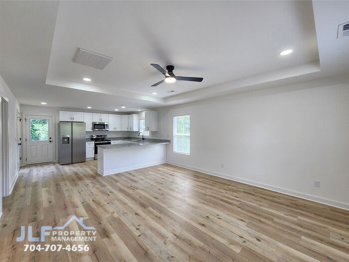 1302 Rainbow Drive – photo 2