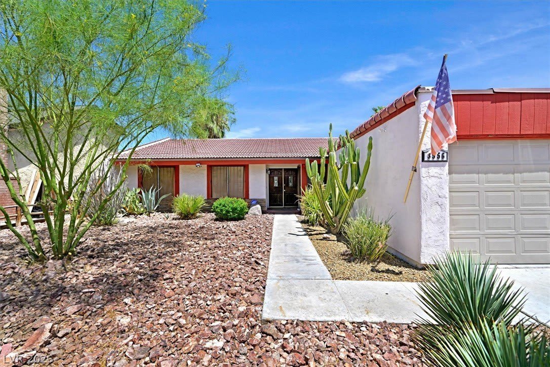 3956 Clear View Drive – photo 2