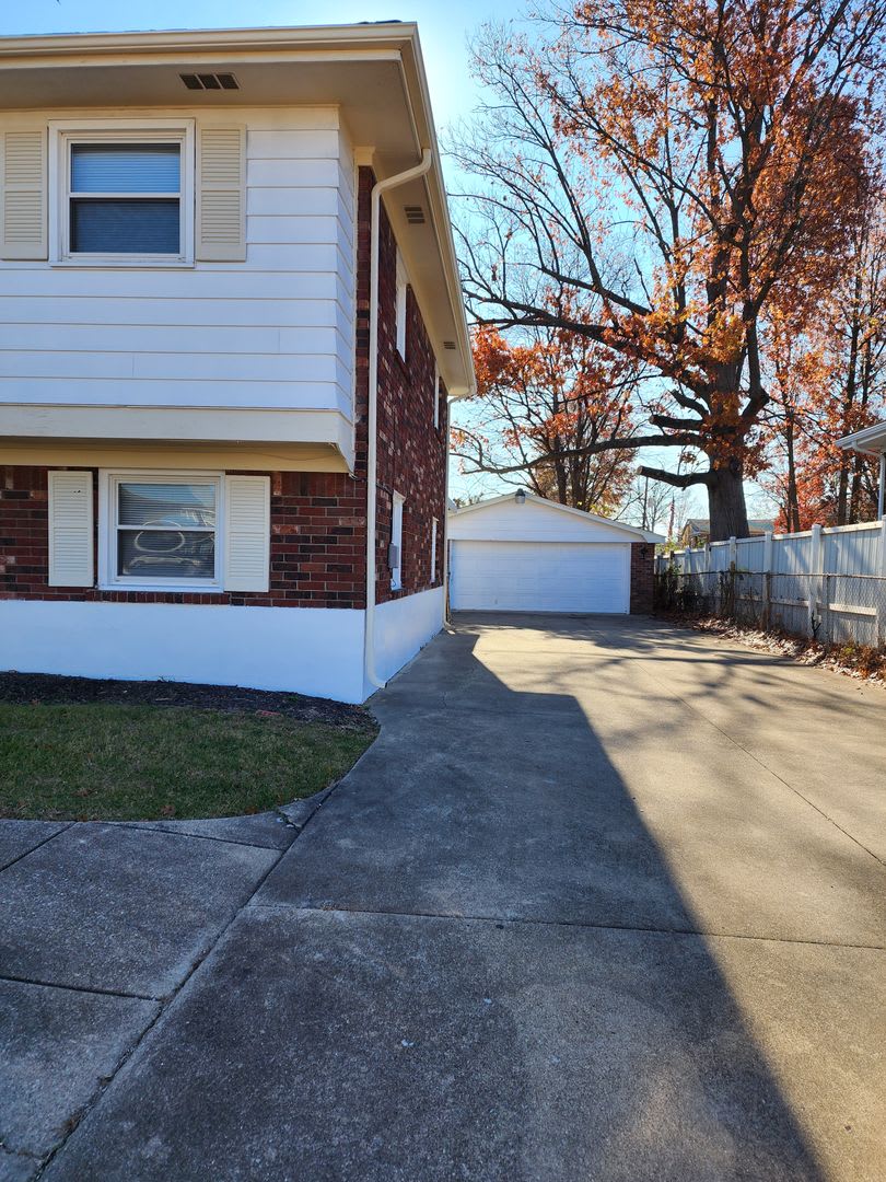 Beautiful 3 Bedroom 2 Bathroom Home – photo 2