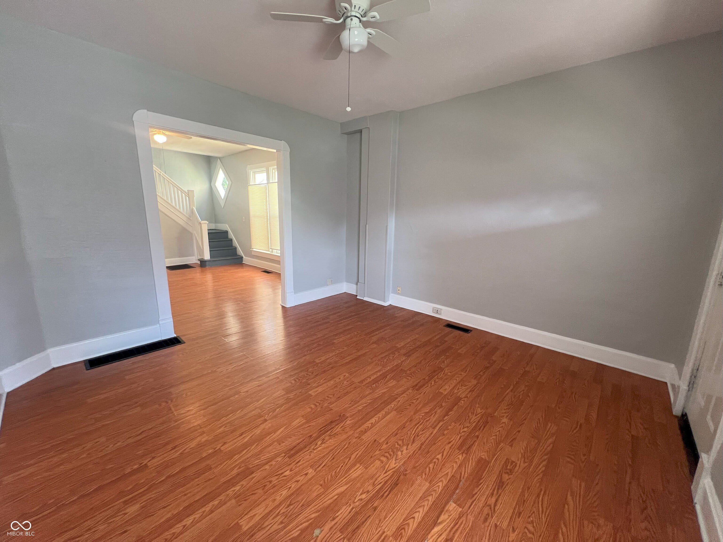 2106 Singleton Street – photo 2