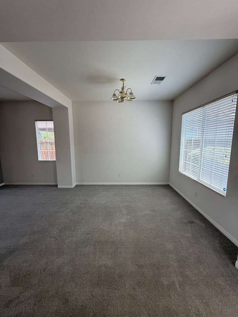 Stylish Southwest Bakersfield Home with Downstairs Office and Spacious Layout – photo 2