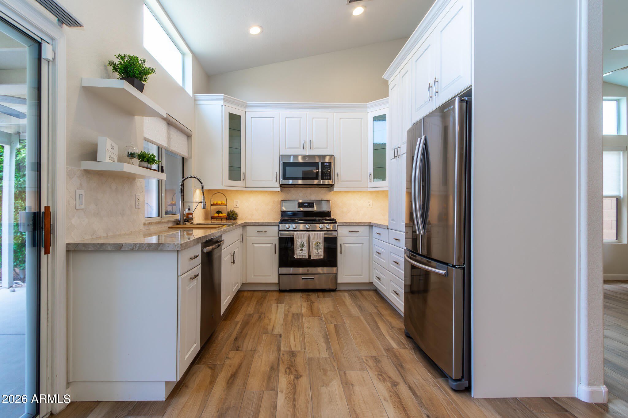 3226 E Wahalla Lane – photo 5