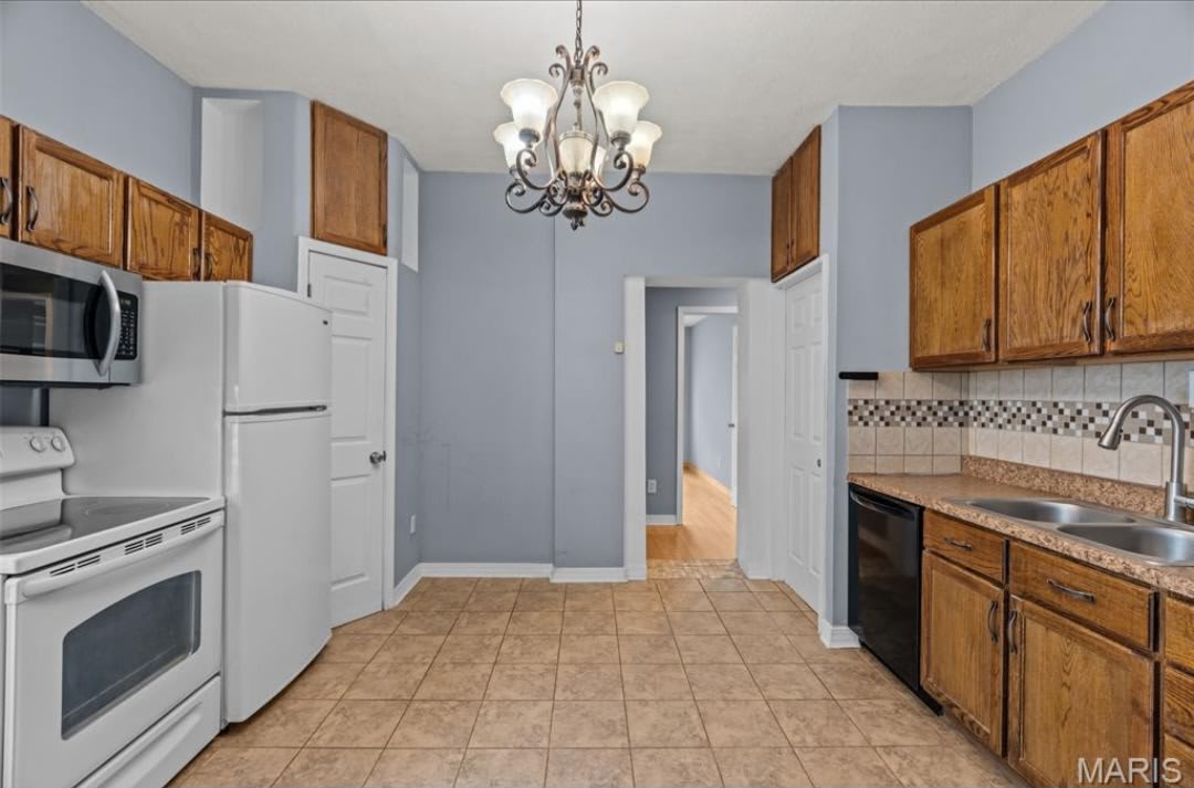 5462 Christy Blvd – photo 3
