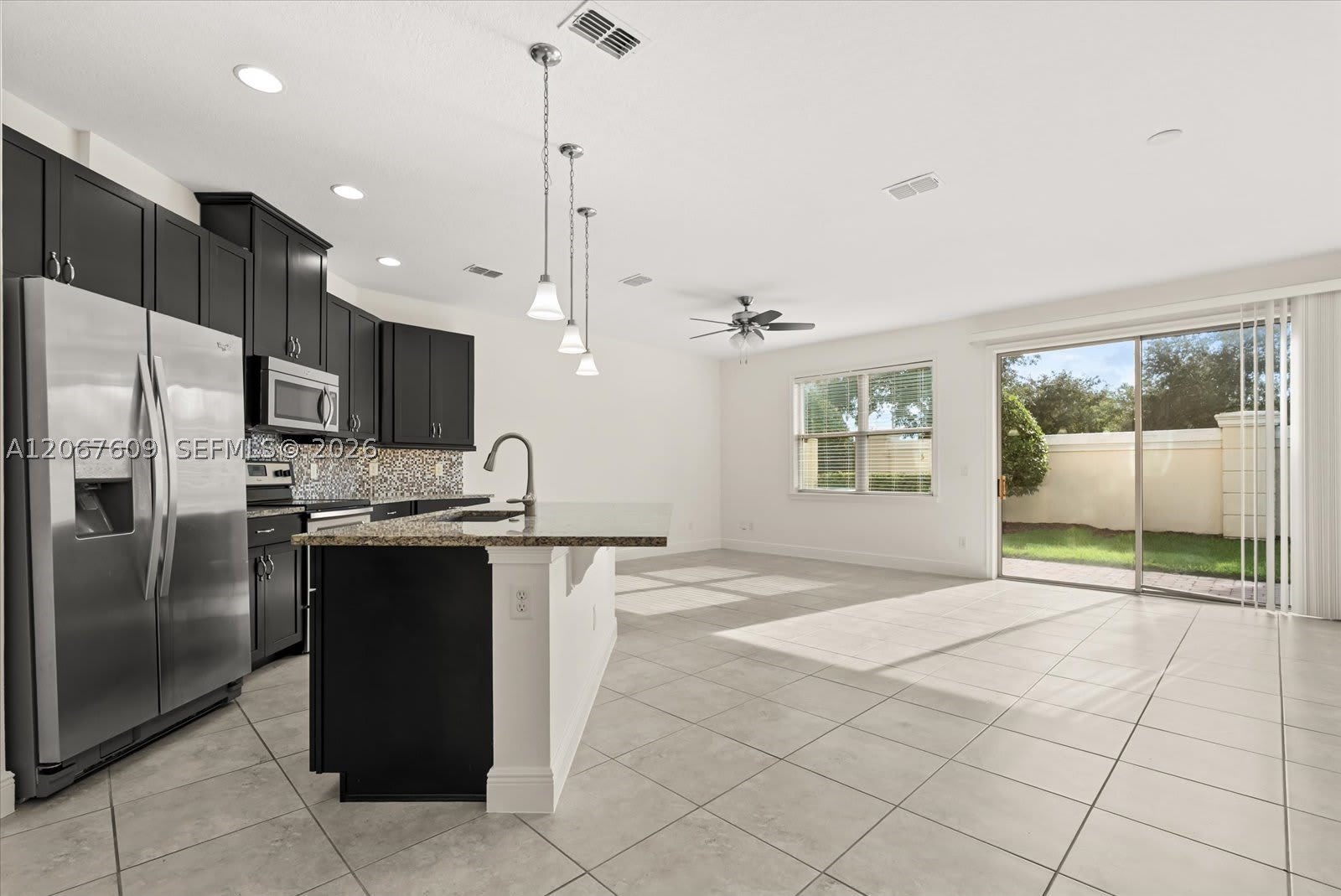9829 Winnington – photo 2