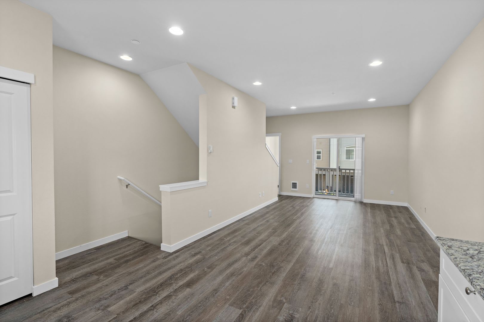 Pinnacle Landing Townhomes Two Bedroom Townhouse – photo 4