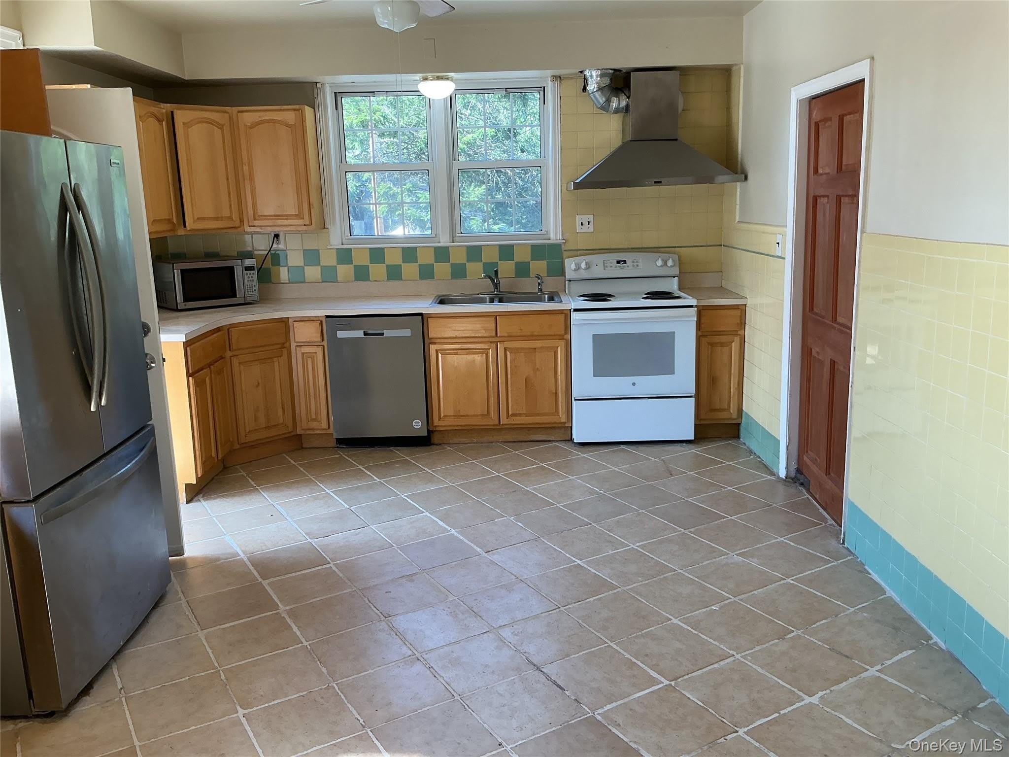45 Tennyson Avenue – photo 5