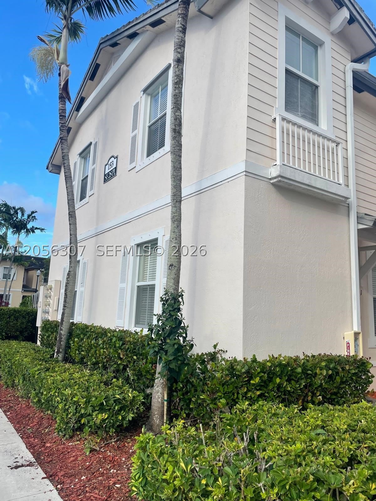 153 SE 28th Pl – photo 4