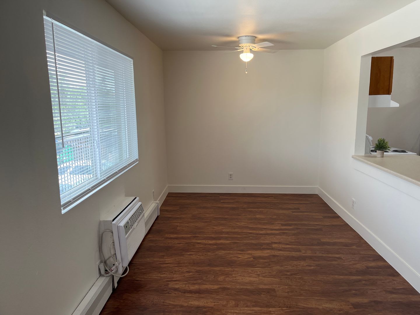 Yarrow Apartments – photo 3