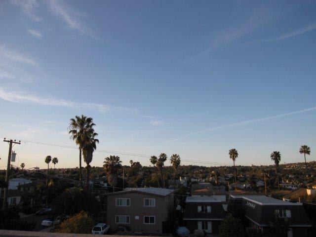 3 Bedroom Townhome with Rooftop Deck in Pacific Beach – photo 2