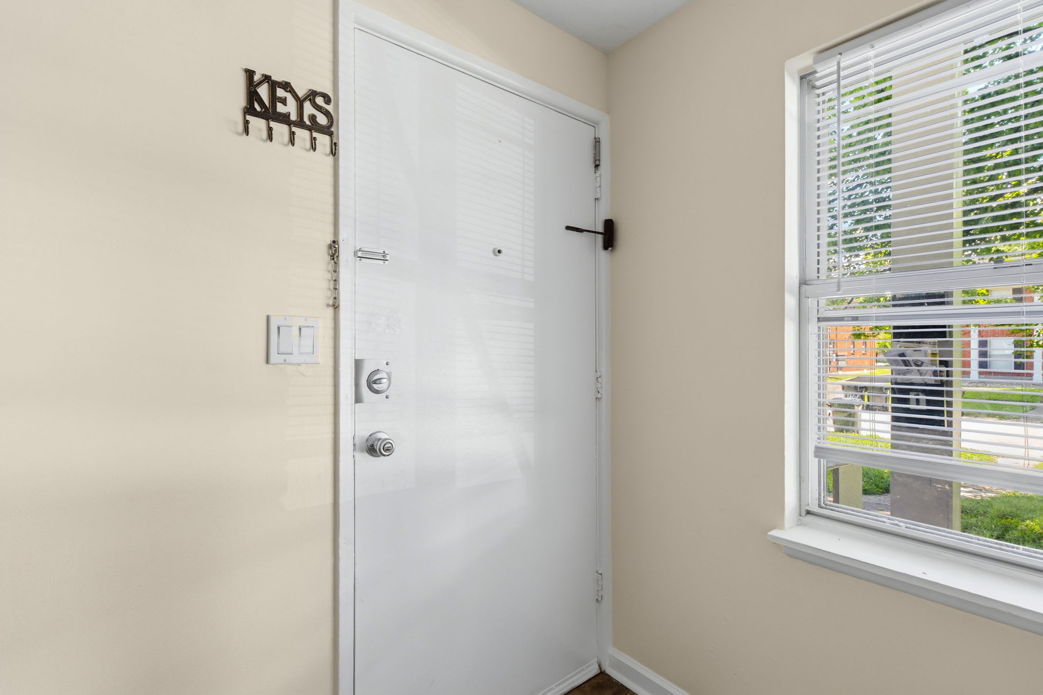 1707 Valley Forge Way – photo 3