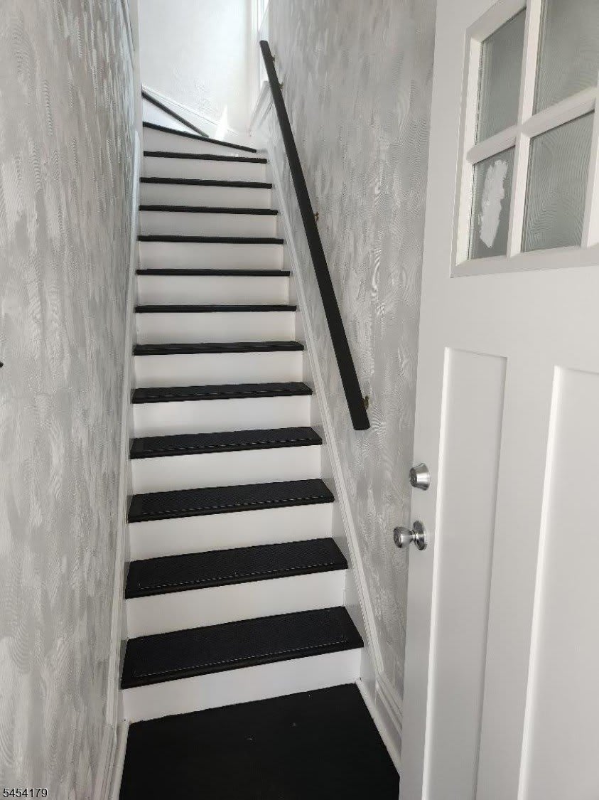 14 E Bidwell Ave – photo 2