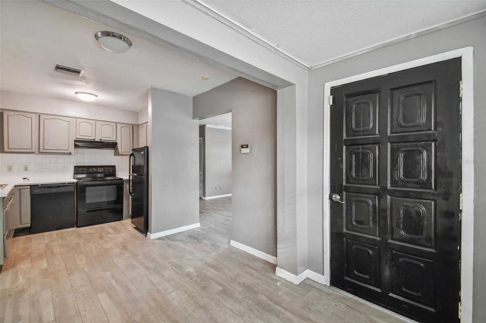 1921 W STATE Street – photo 3