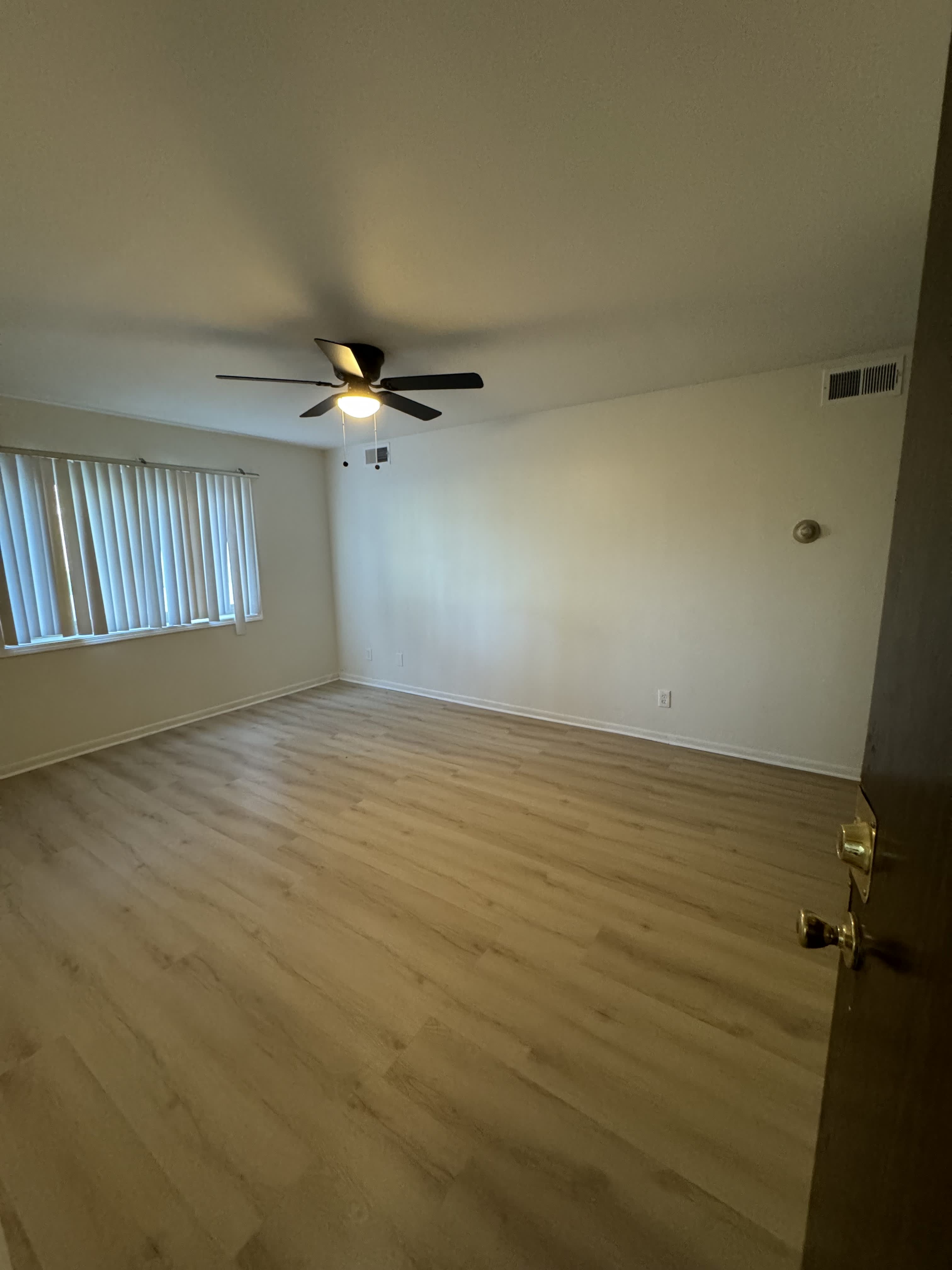 6044 Hohman Ave – photo 3