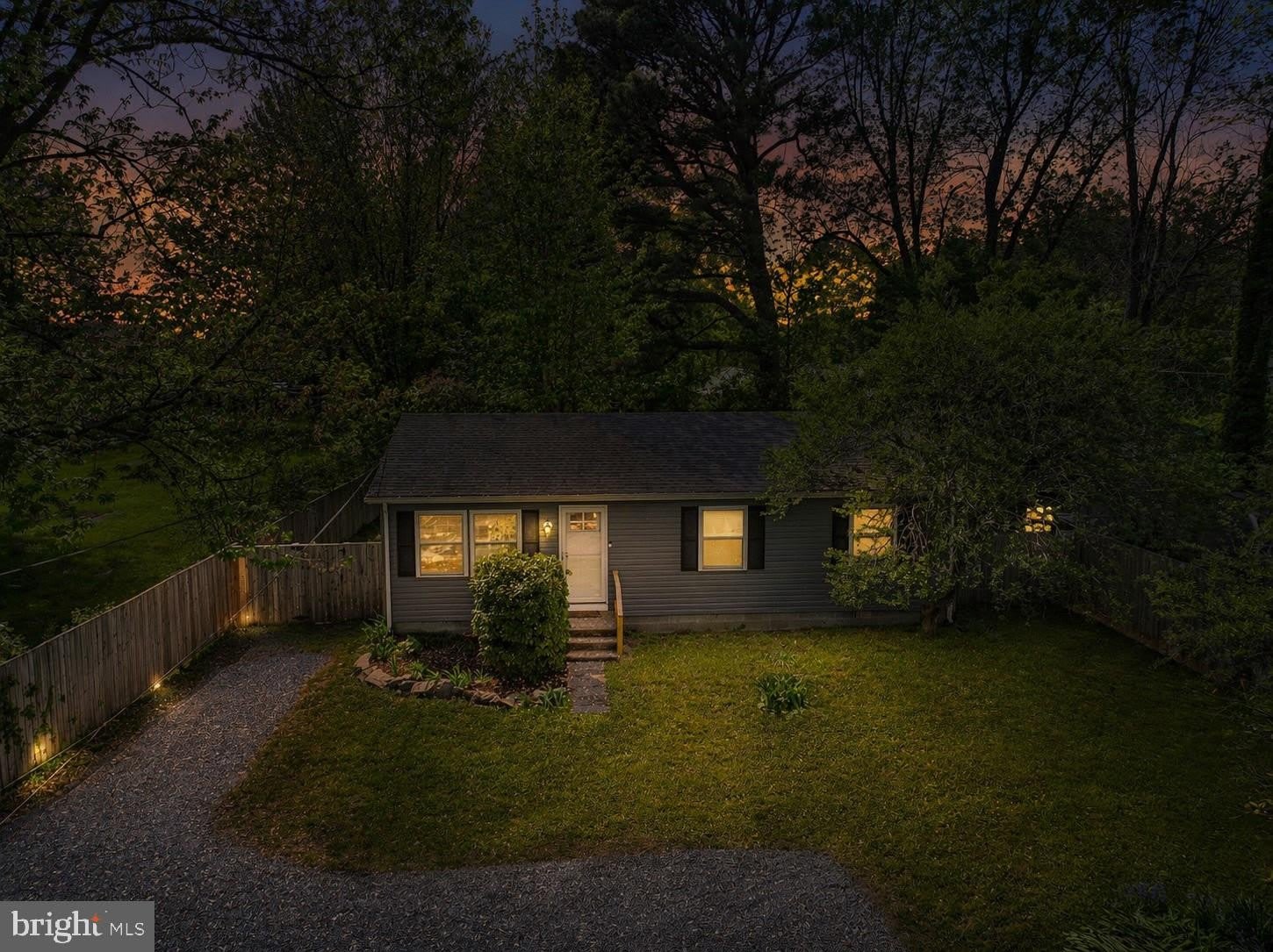 101 BROOKS Lane – photo 3