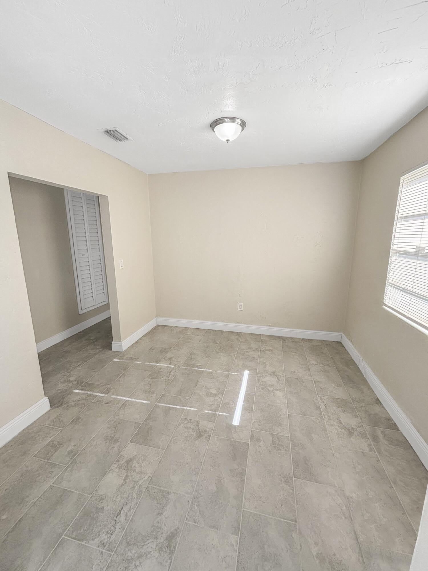 3045 NW 68th Street NW – photo 5
