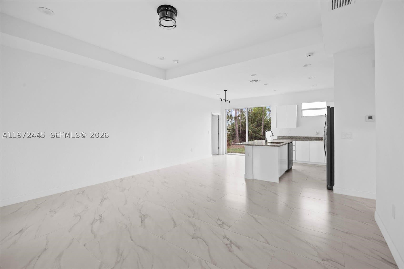 1923 Sunniland BLVD – photo 3