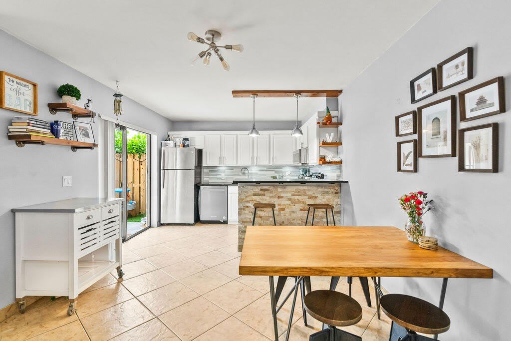 29 Lake Arbor Drive – photo 3