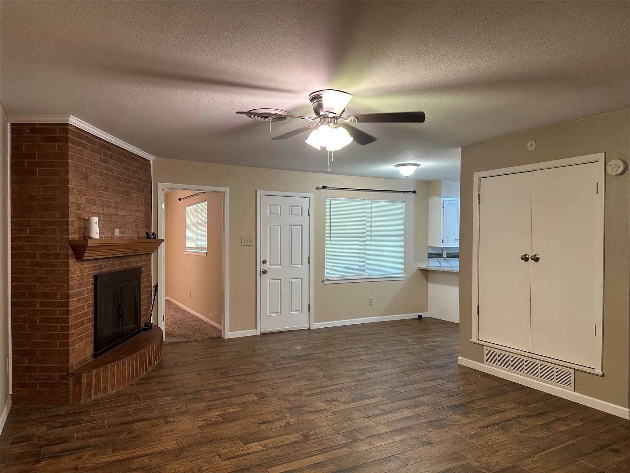 2518 S 38th Street – photo 3