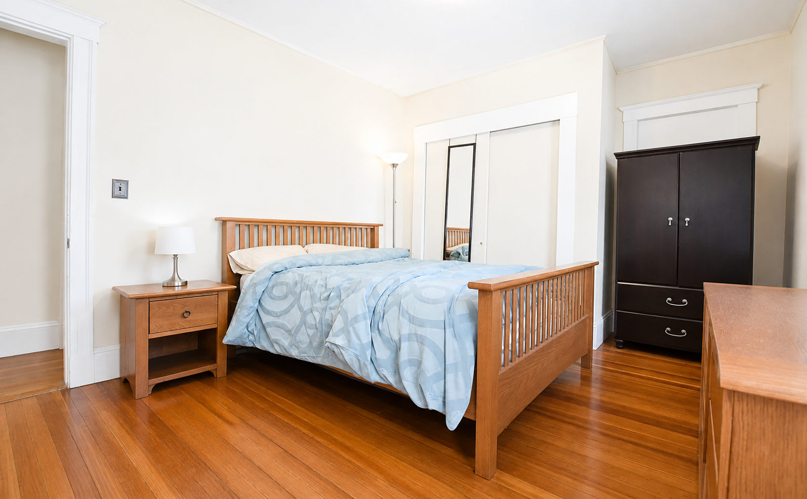 18 Hunnewell Ave – photo 3